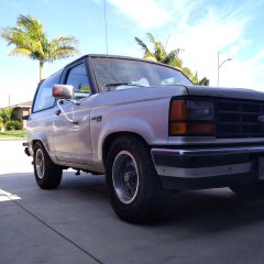 1990 Ford Bronco II XL 2WD